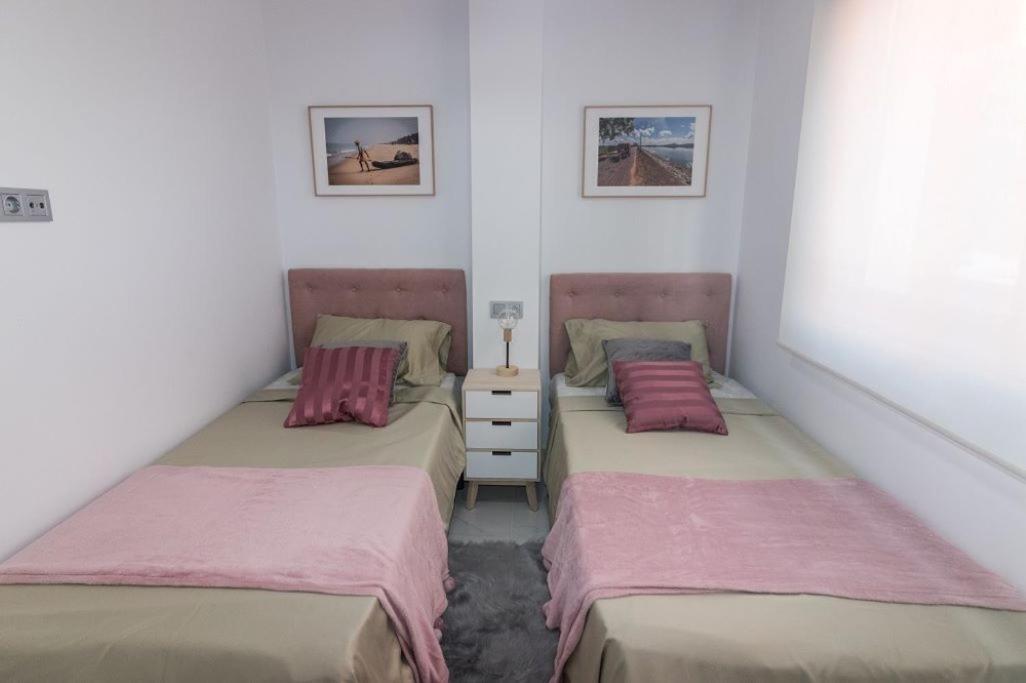 Villa Luxury 3 Bed, 2 Bath Detached Villa, Prime Location, Only 400 Mtrs To The