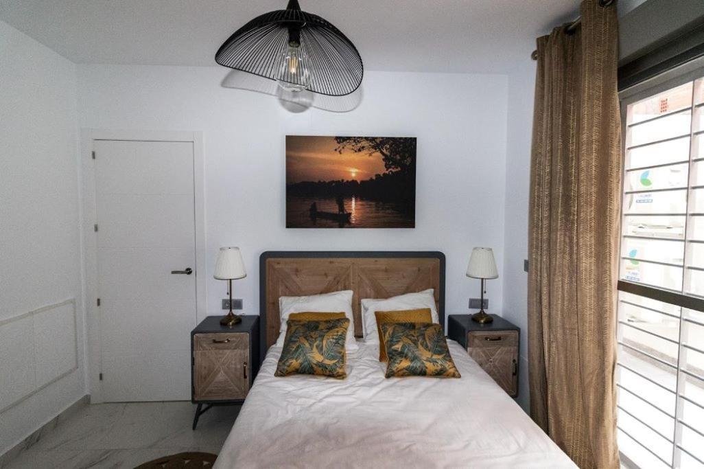 Luxury 3 Bed, 2 Bath Detached Villa, Prime Location, Only 400 Mtrs To The Los Alcázares